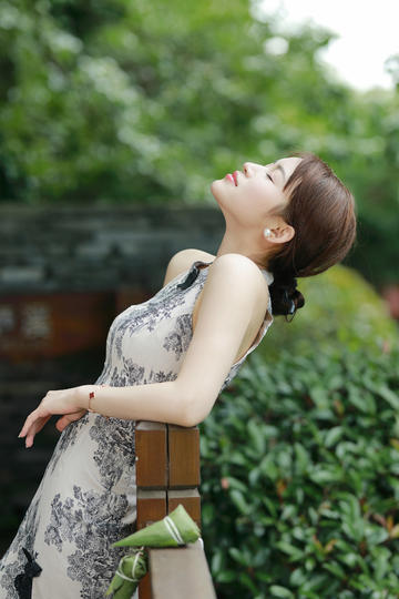 A股逼近涨停开盘